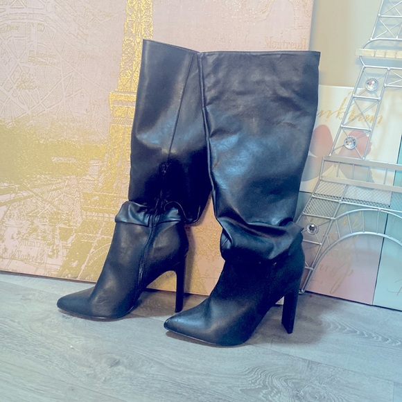 2 Pairs Stylish Cream and Black Women’s heeled knee high boots - Picture 2 of 2